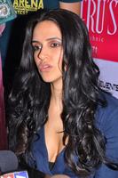 Neha Dhupia Hot Pics